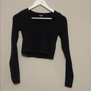 Pacsun Black active Long Sleeve Crop Top